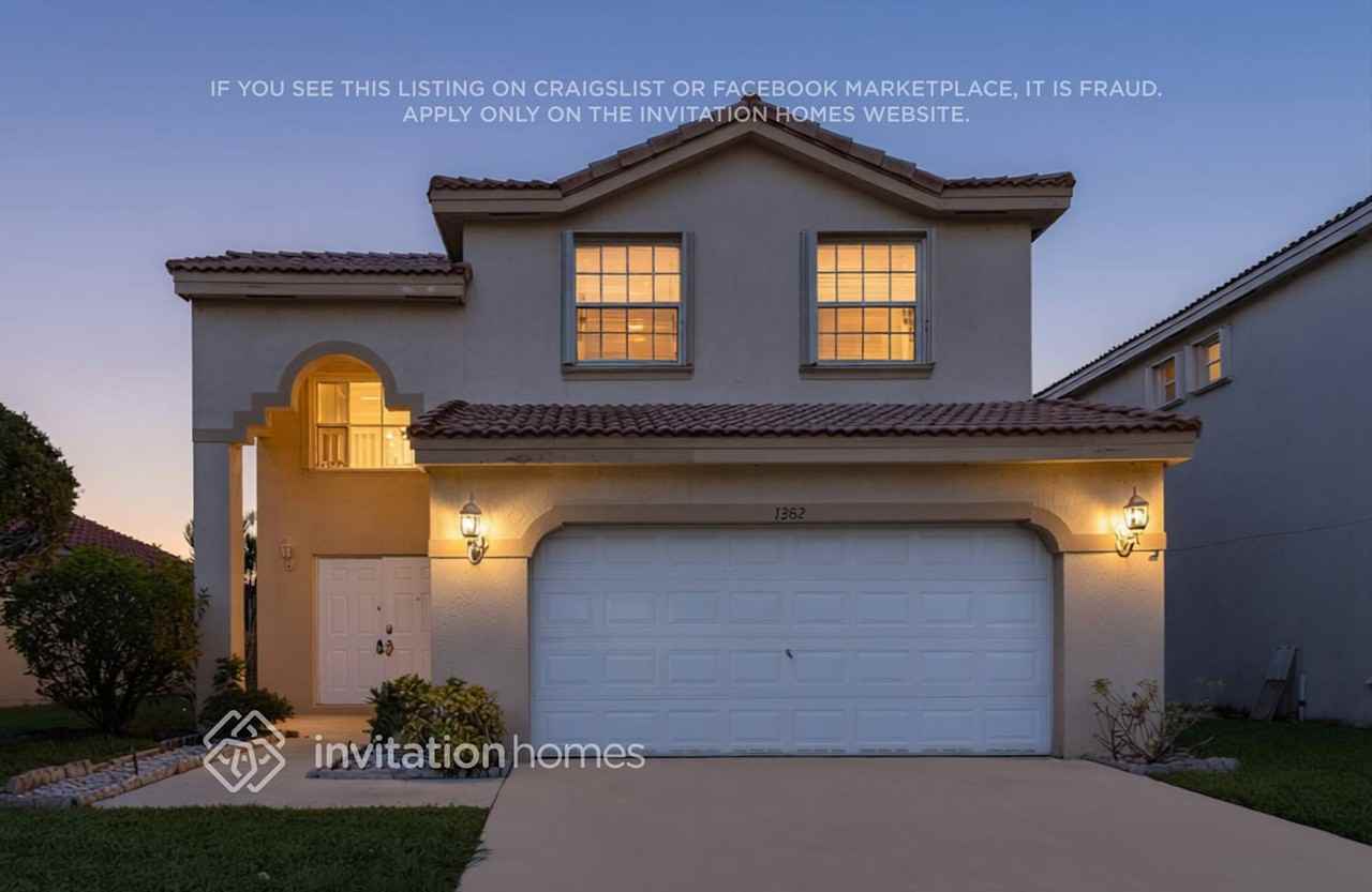 1382 Sw 106th Ave - Photo 4 of 24