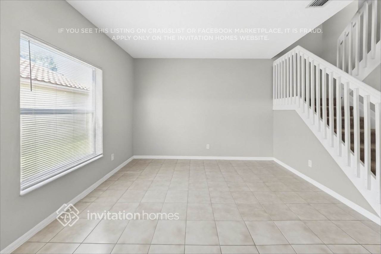 1382 Sw 106th Ave - Photo 6 of 24