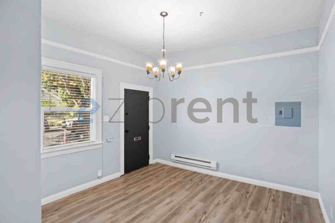 5580 Vallejo St #B - Photo 6 of 23