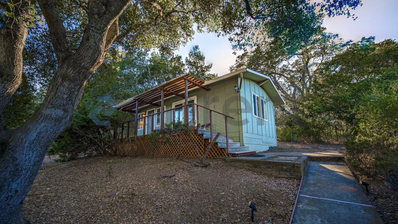14222 Chester Ave #B - Photo 2 of 23