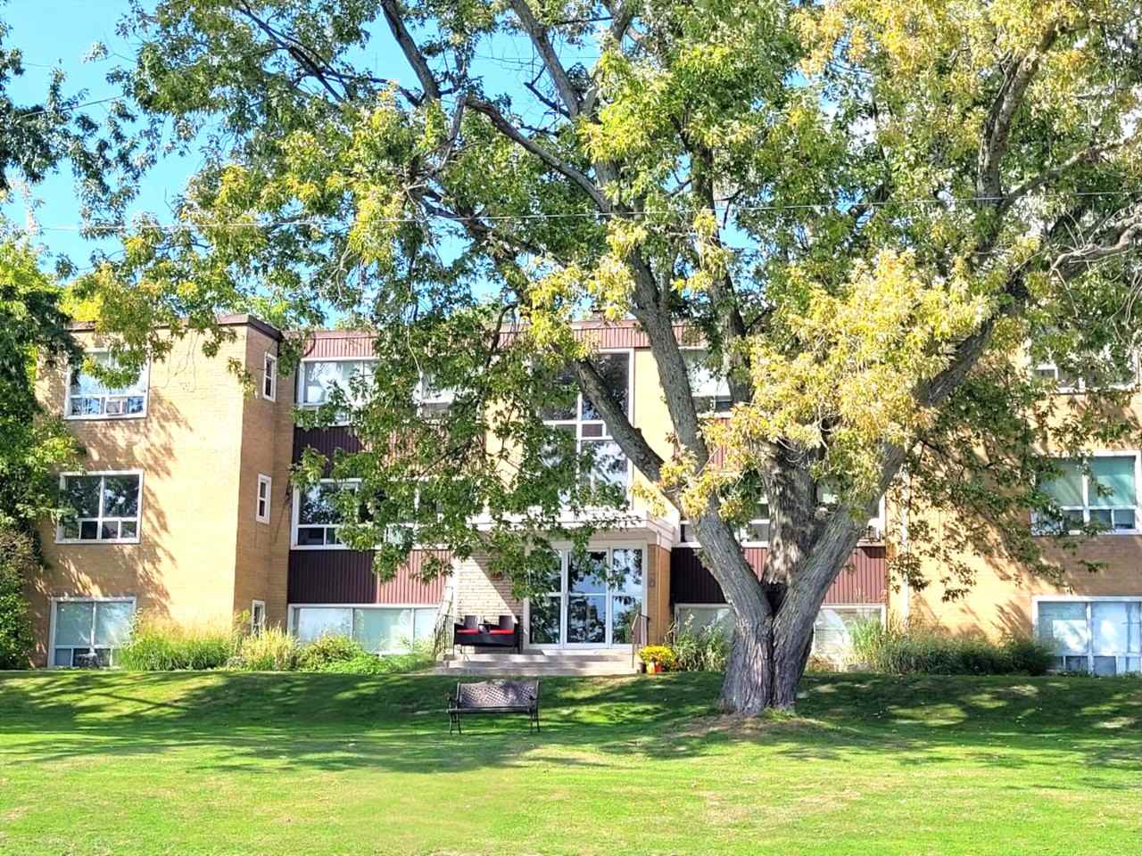 Kempenfelt Lakeside - Photo 6 of 13