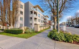 Point Grey Manor - Photo 1 of 1