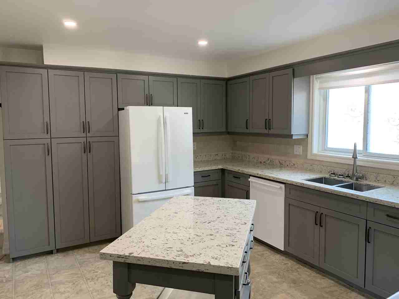40 Buchanan Street - Photo 2 of 13
