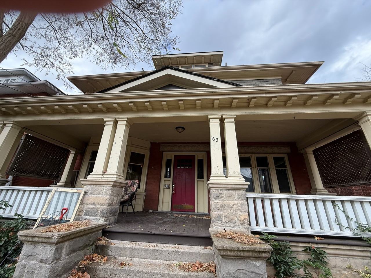 61 Paisley St - Photo 2 of 13