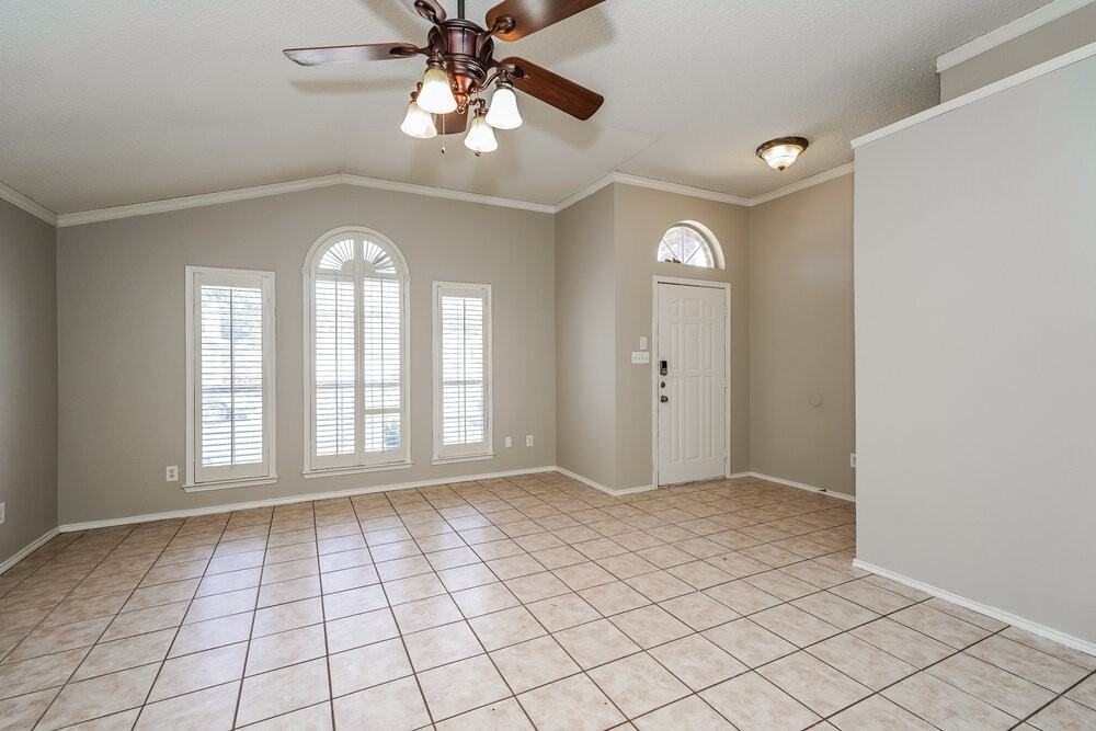 4220 Fernleaf Dr - Photo 5 of 16