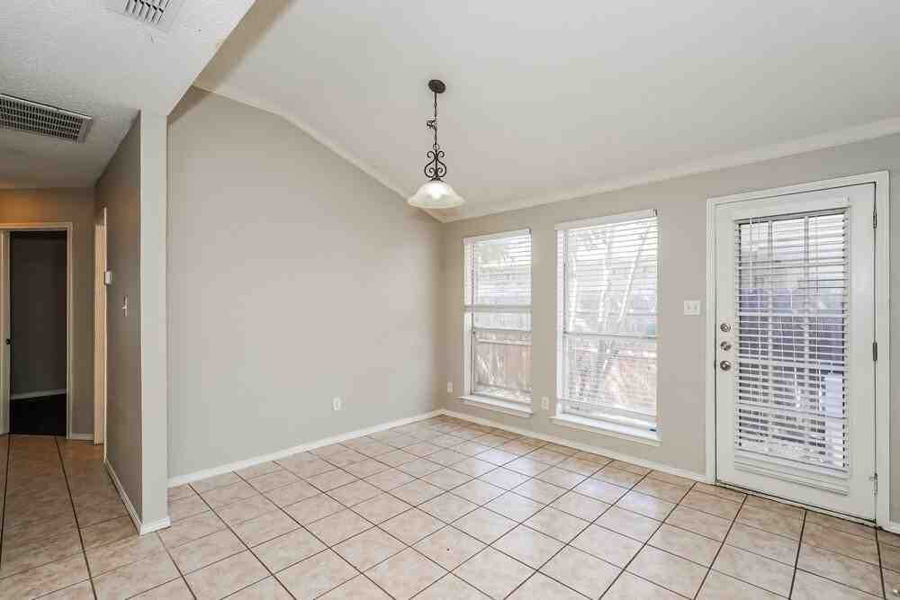 4220 Fernleaf Dr - Photo 6 of 16