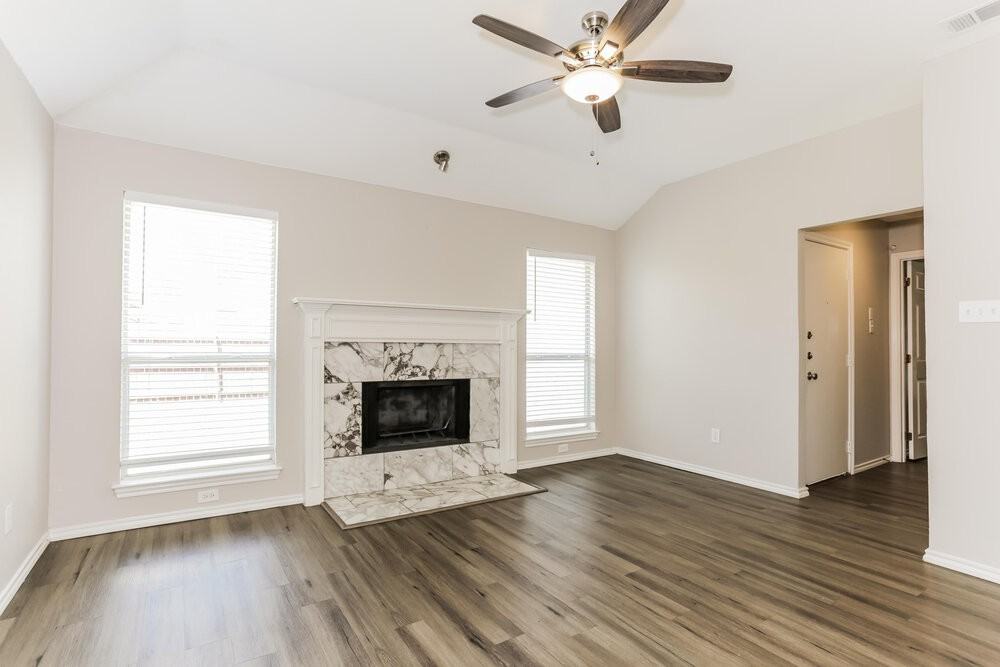 2823 Saint Martin Dr - Photo 3 of 19