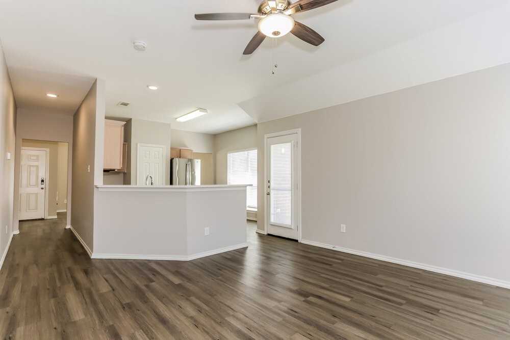 2823 Saint Martin Dr - Photo 4 of 19