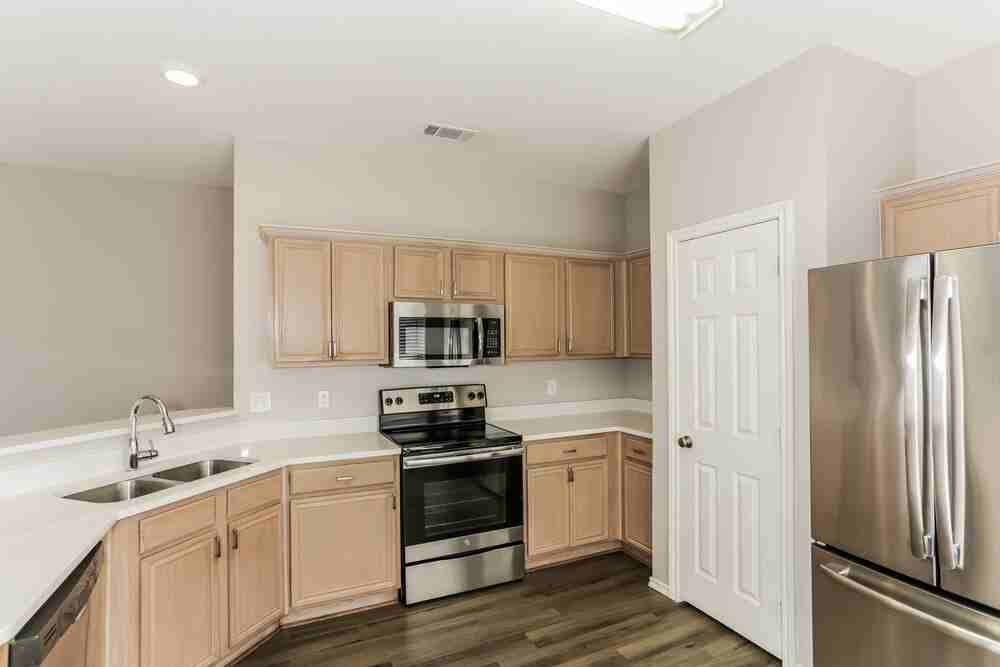 2823 Saint Martin Dr - Photo 7 of 19