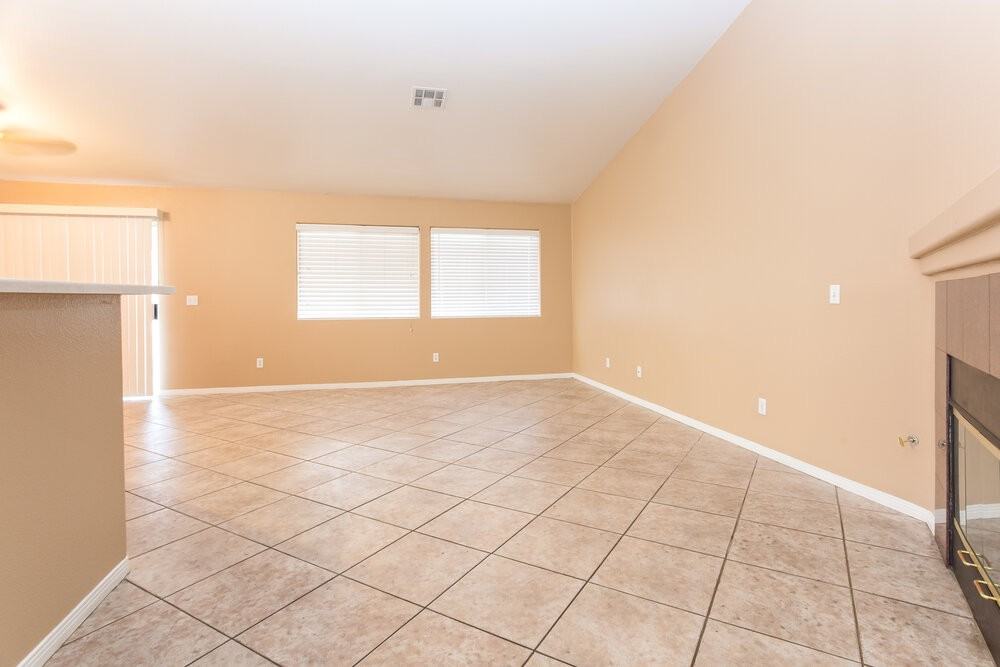 2614 Tropical Sands Ave - Photo 2 of 15