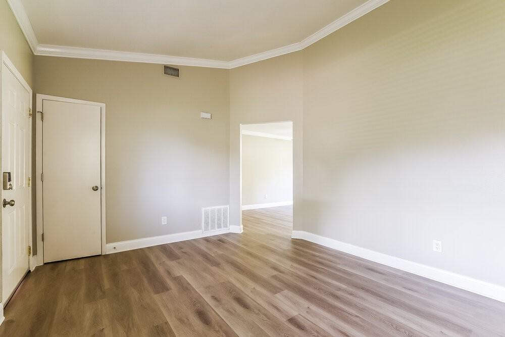517 Sean Ct - Photo 3 of 16