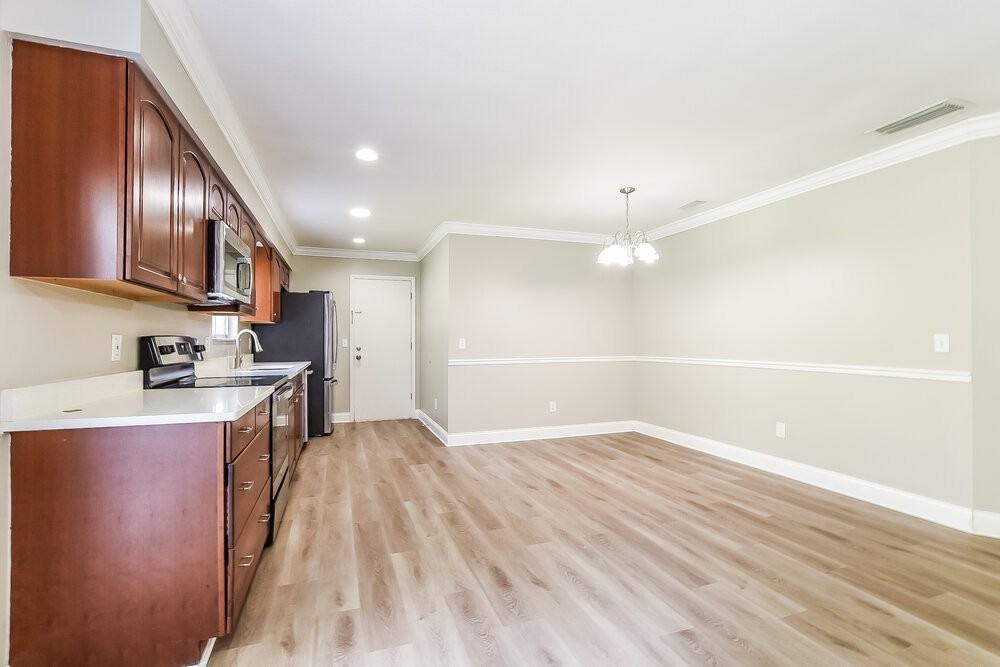 517 Sean Ct - Photo 6 of 16