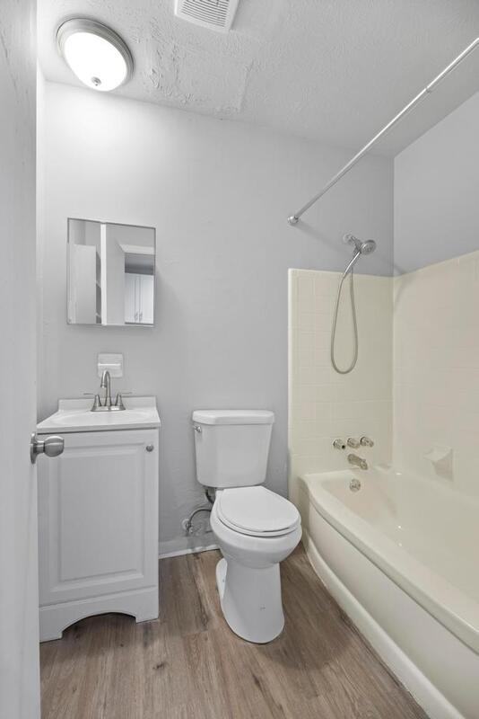 2150 Inwood Ter - Photo 5 of 19