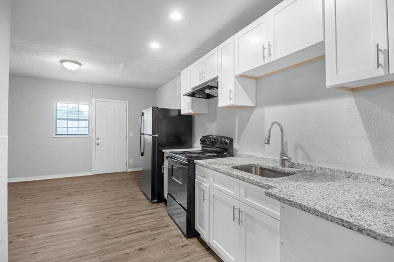 2150 Inwood Ter - Photo 4 of 19