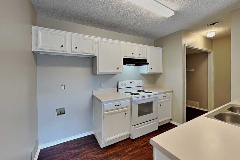 4509 Ebbtide Ct - Photo 7 of 20