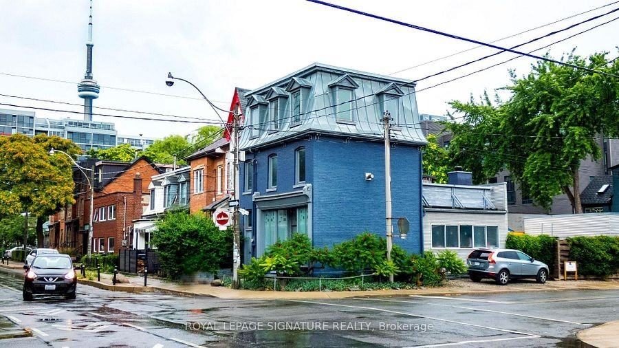 623 Wellington Street West #Main - Photo 2 of 14