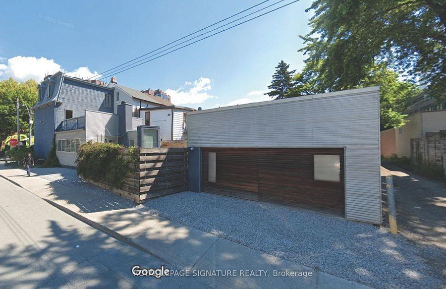 623 Wellington Street West #Main - Photo 5 of 14