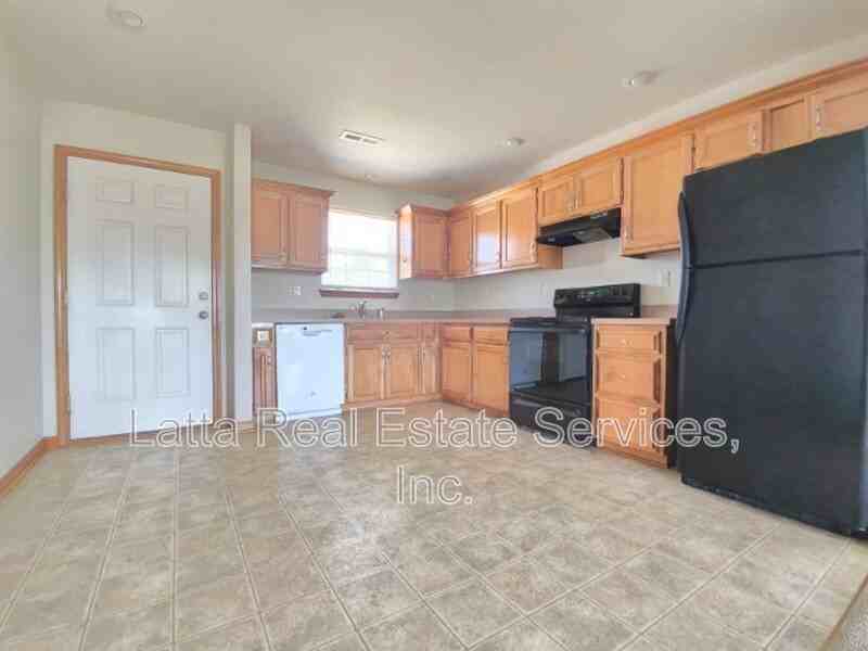 1101 Nw Willow Dr - Photo 5 of 13
