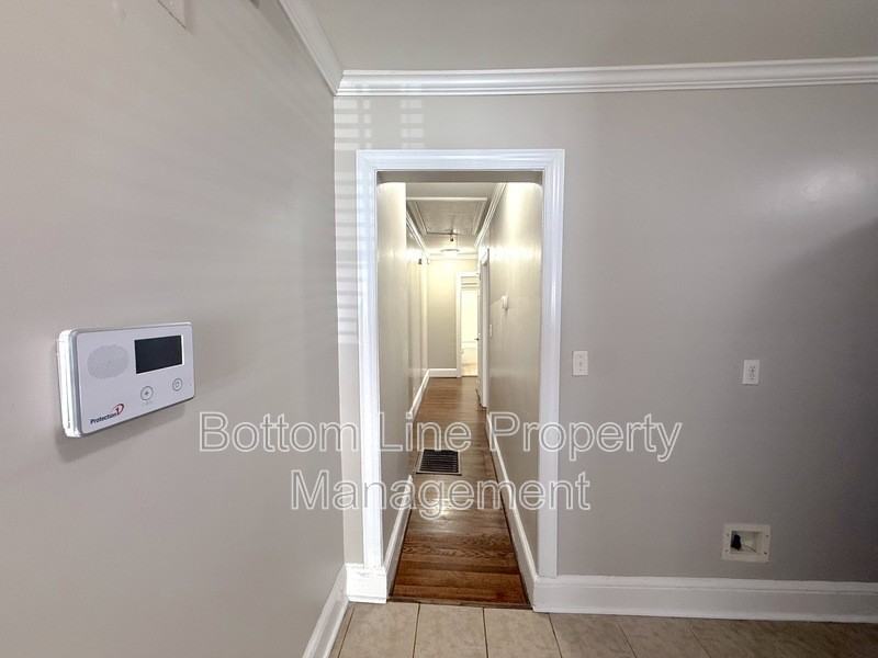 1823 Union St - Photo 7 of 12