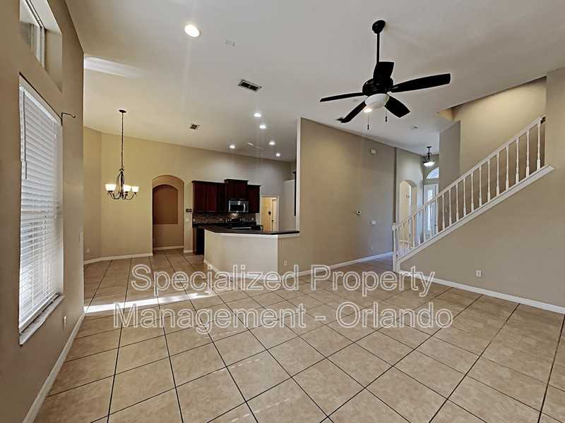 3465 Bromfield Dr - Photo 3 of 21