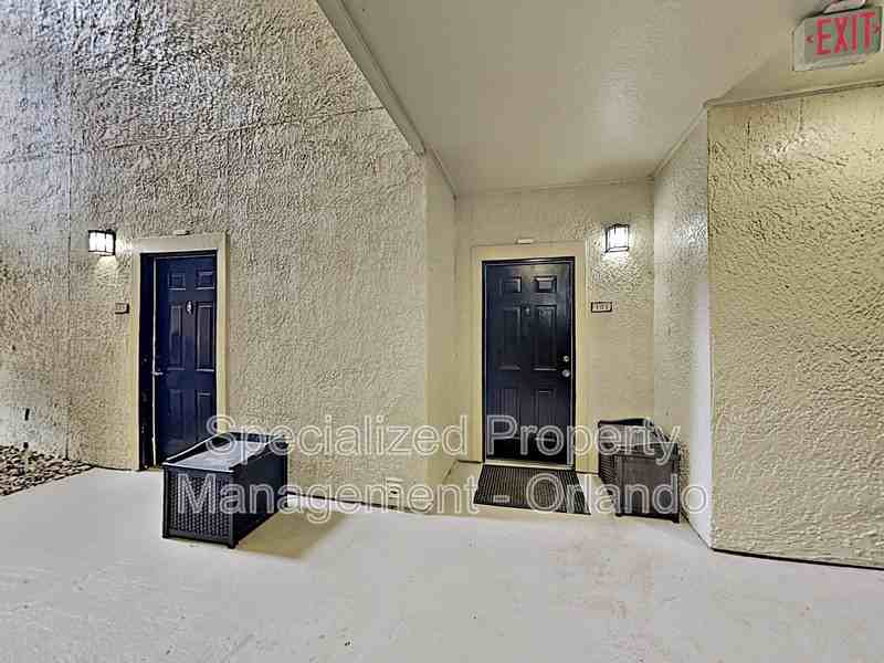 1325 Rotonda Pt #101 - Photo 3 of 18