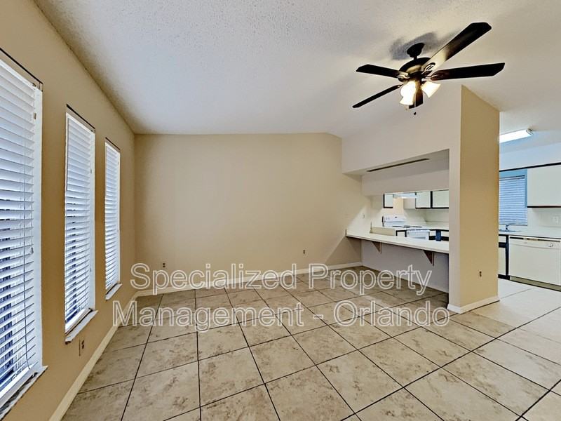 32827 Blossom Ln - Photo 4 of 10