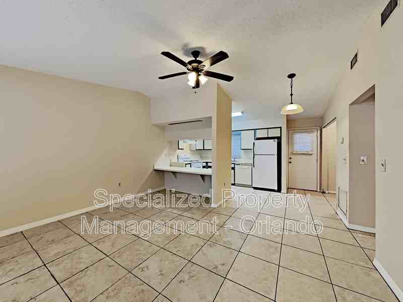 32827 Blossom Ln - Photo 5 of 10