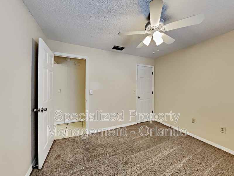 32827 Blossom Ln - Photo 7 of 10