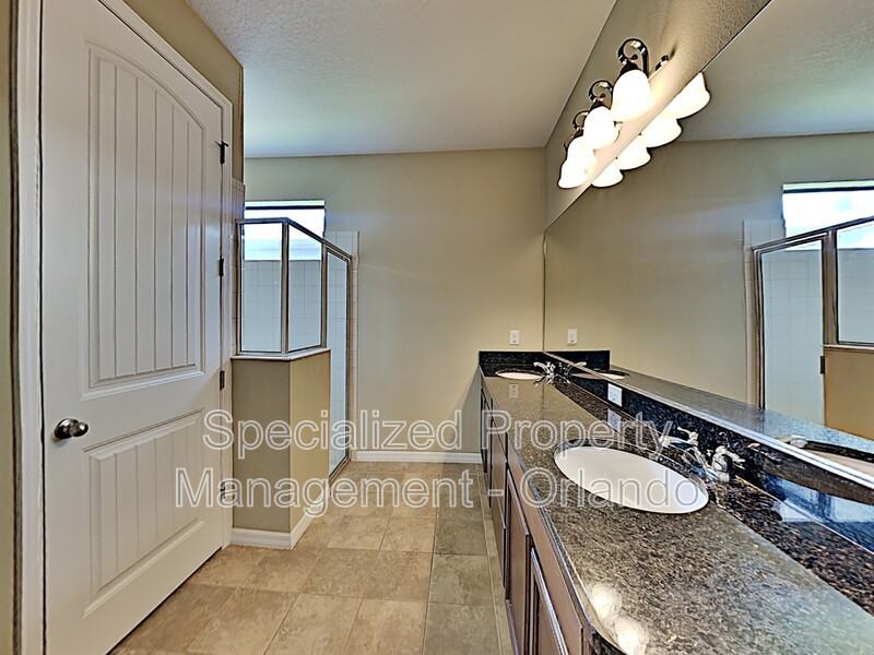12986 Holdenbury Ln - Photo 2 of 15