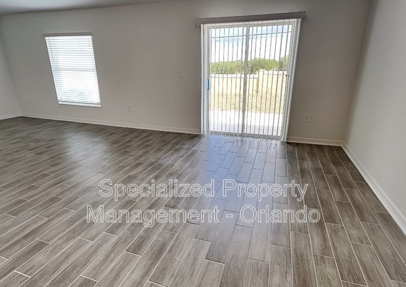 301 Piave St - Photo 6 of 24