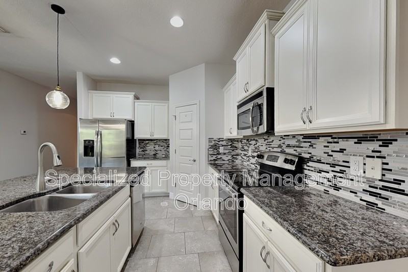 15543 Waterleigh Cove Dr - Photo 6 of 26