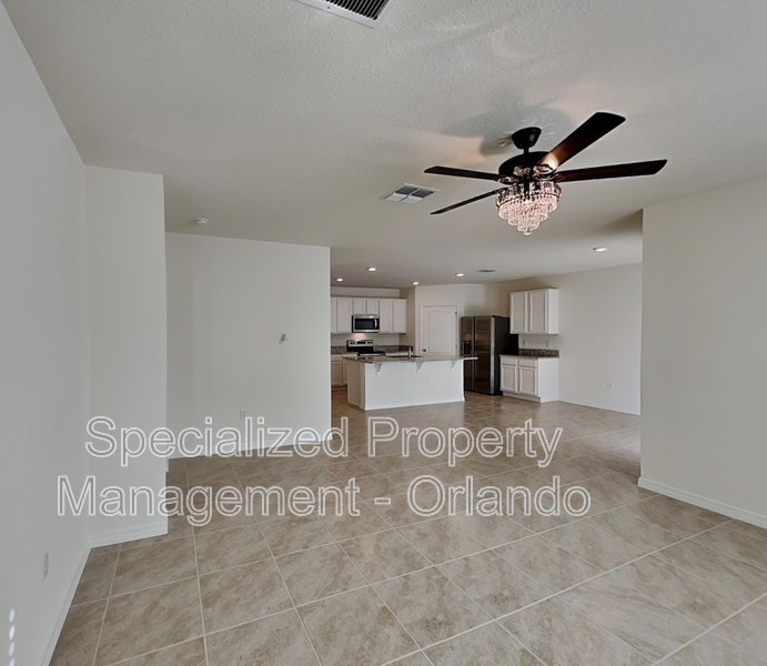 1004 Brooklet Dr - Photo 2 of 17