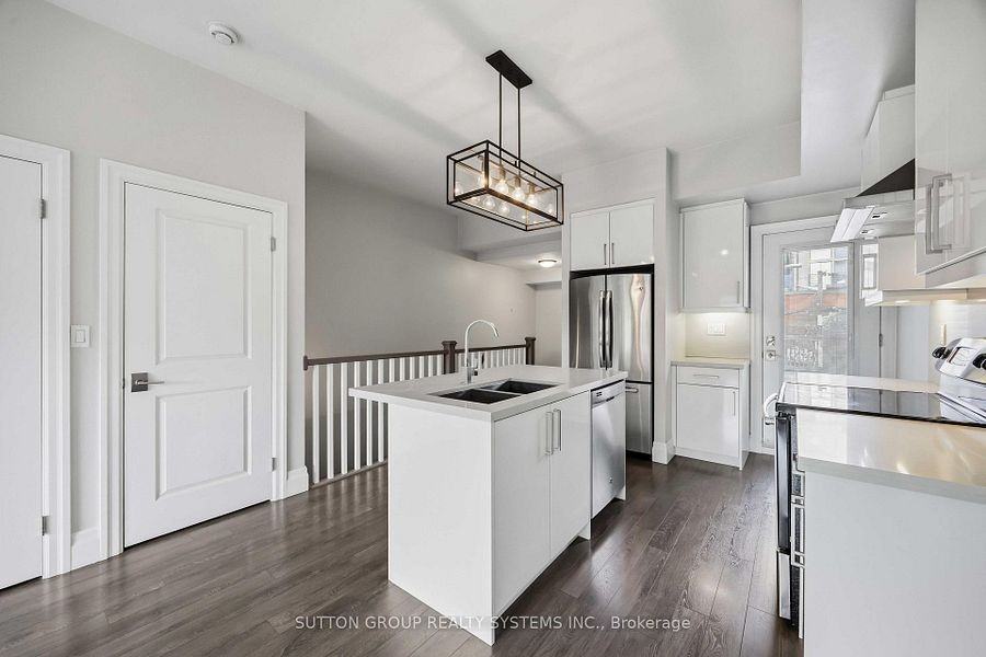 726 Richmond Street West #2 - Photo 3 of 28