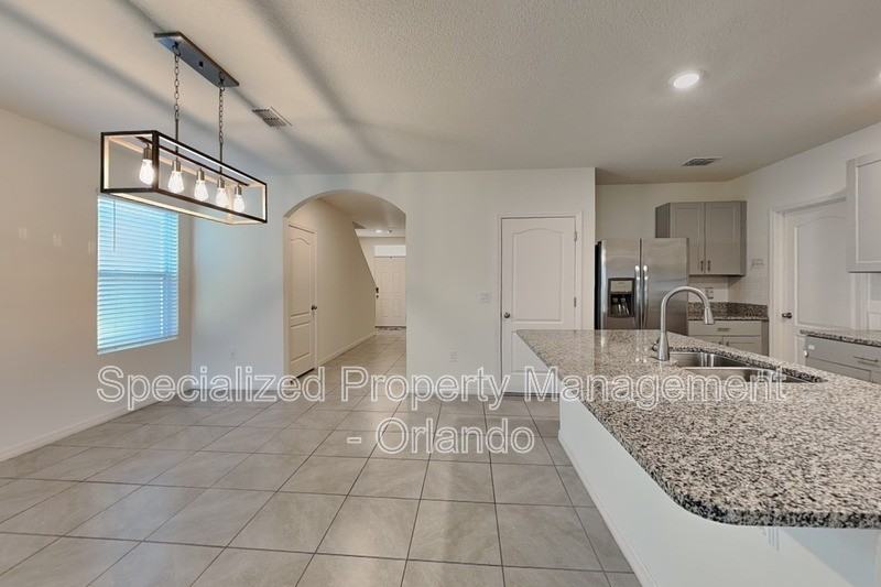 230 Meghan Cir - Photo 6 of 27