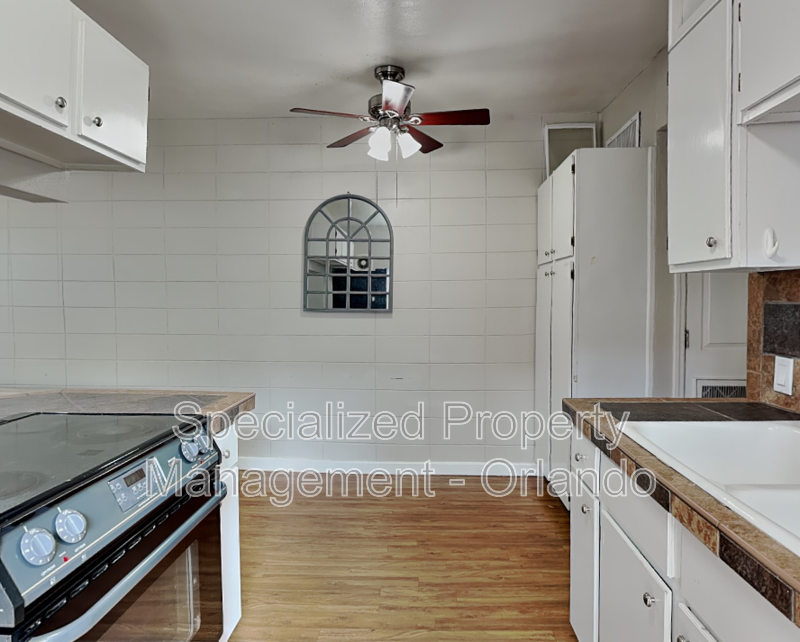 313 S Lawsona Blvd - Photo 4 of 22