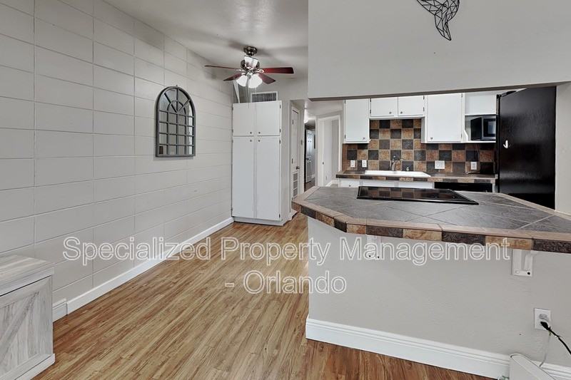 313 S Lawsona Blvd - Photo 5 of 22