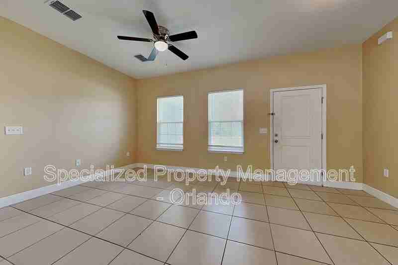 5017 Sw 165th Street Rd - Photo 3 of 16