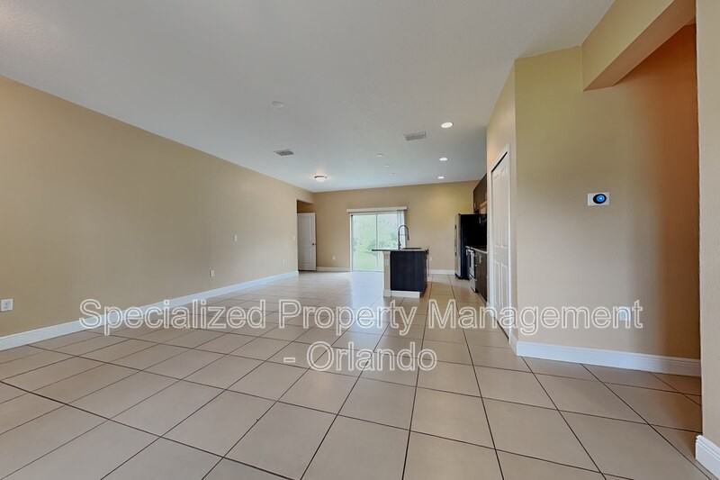 5017 Sw 165th Street Rd - Photo 5 of 16