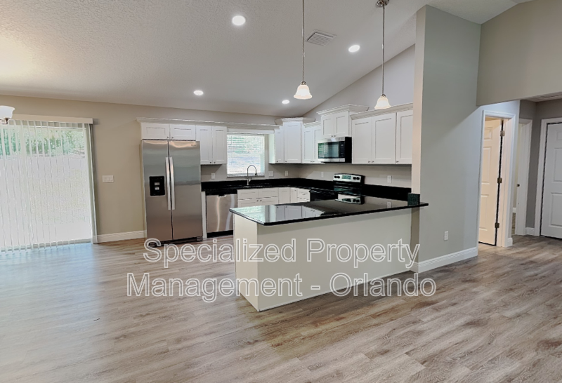 7961 N Primrose Dr - Photo 2 of 21