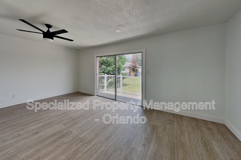 7309 Daniel Webster Dr #D - Photo 5 of 14