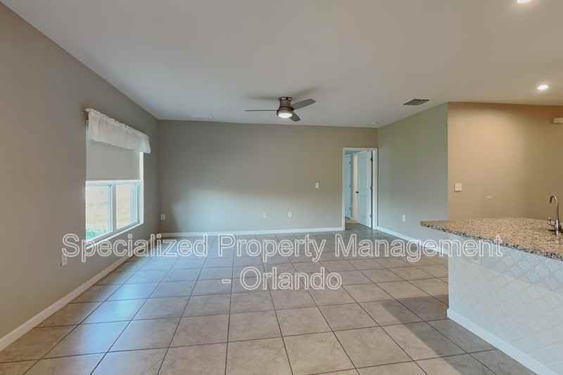 186 Piave St - Photo 4 of 26