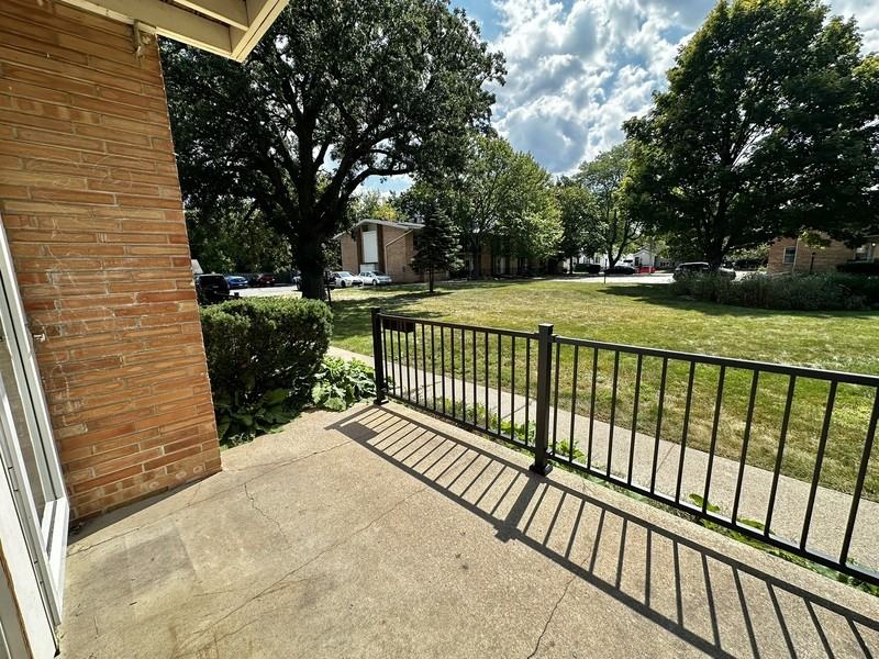 725 W 9th Ave - Photo 5 of 24
