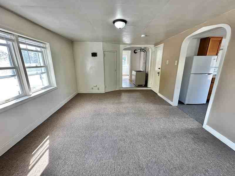 610 Church Ave - Photo 2 of 17