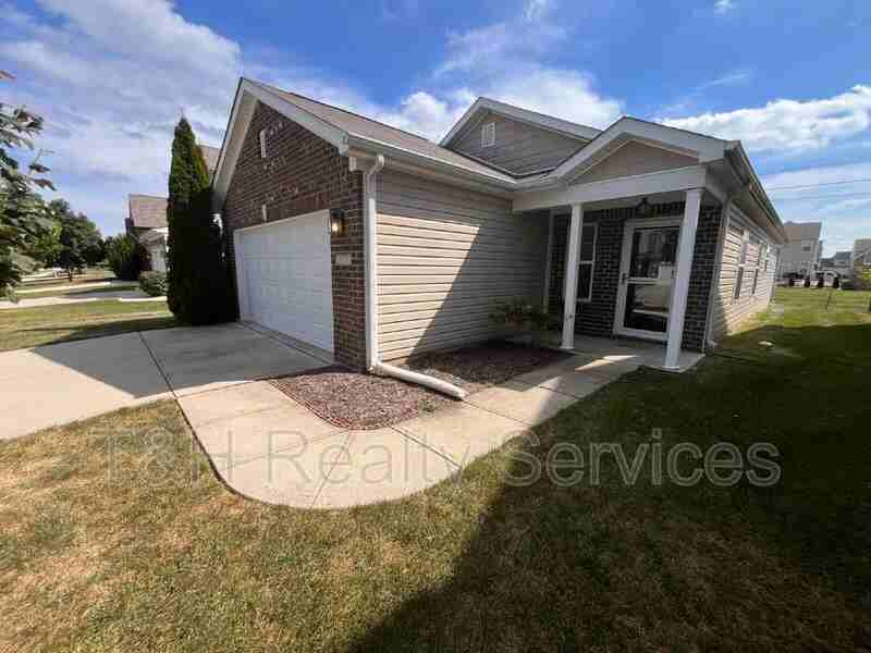 5771 White Pine Rd - Photo 4 of 26
