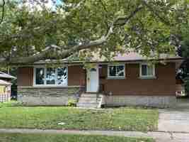 featured image of 4 Clearview Hts