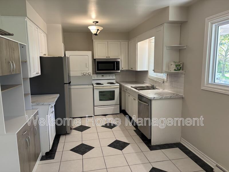 4 Clearview Hts - Photo 3 of 15