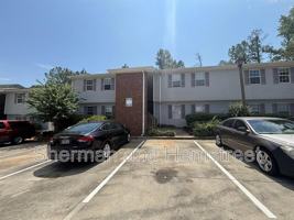 featured image of 406 Commons Dr #406