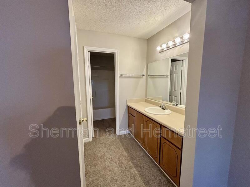 406 Commons Dr #406 - Photo 7 of 16