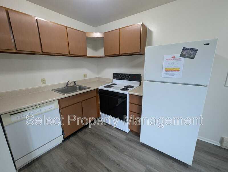 3705 Sleepy Hollow Ln - Photo 7 of 14