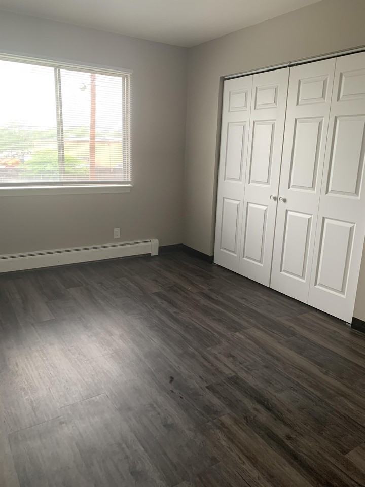 1184 Western Avenue - Photo 4 of 10